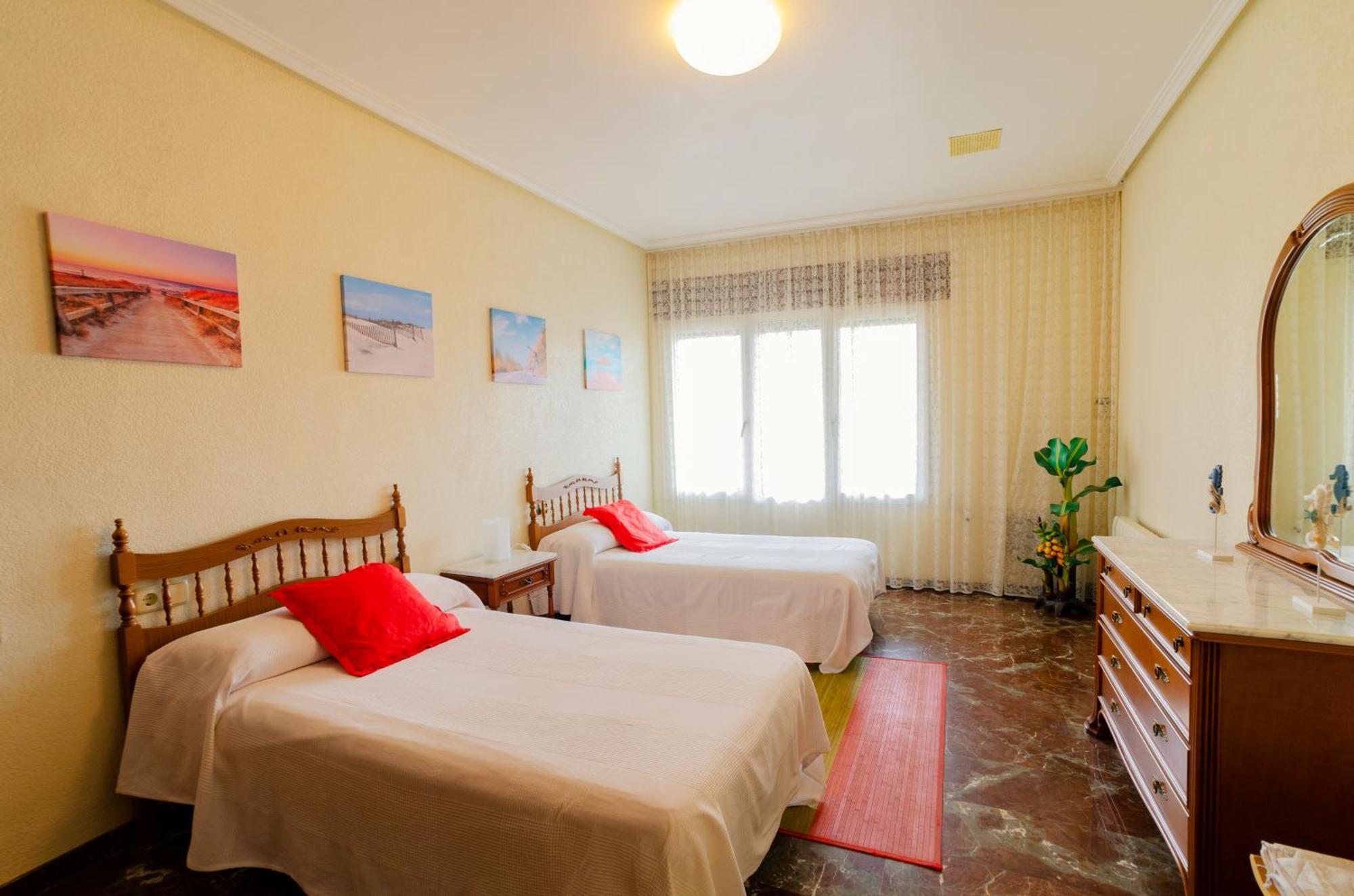 Villa Taala Con Terraza ลอสเนียโตส ภายนอก รูปภาพ